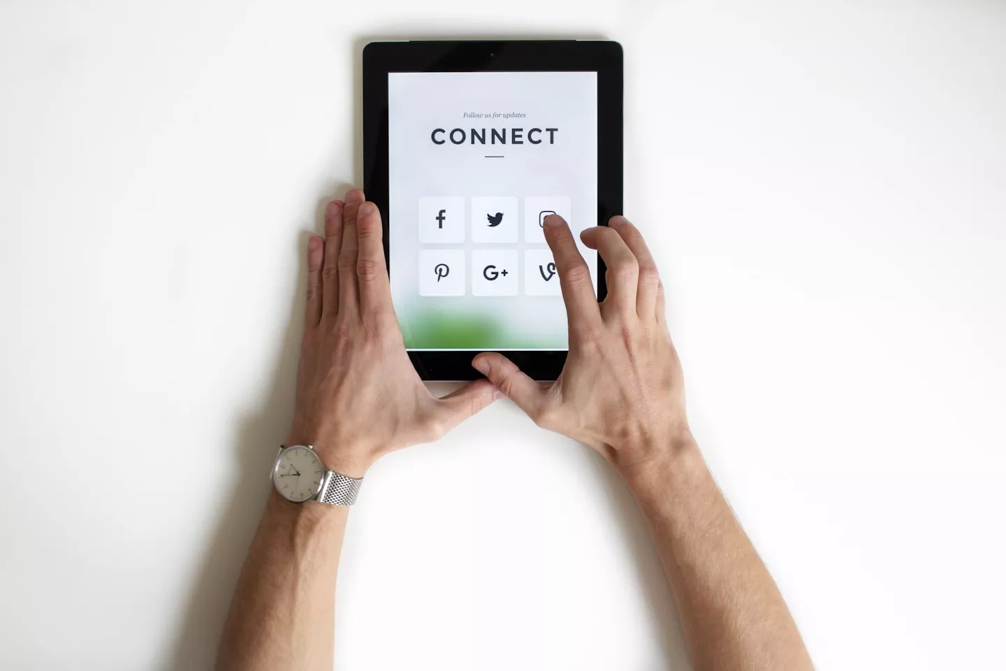 Potentielle Kontakte für das Unternehmen gewinnen Potentielle Kontakte für das Unternehmen gewinnen